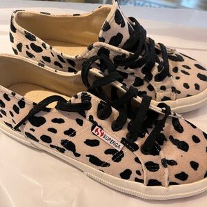 NWOT Superga velvet leopard sneakers. Size 7.5